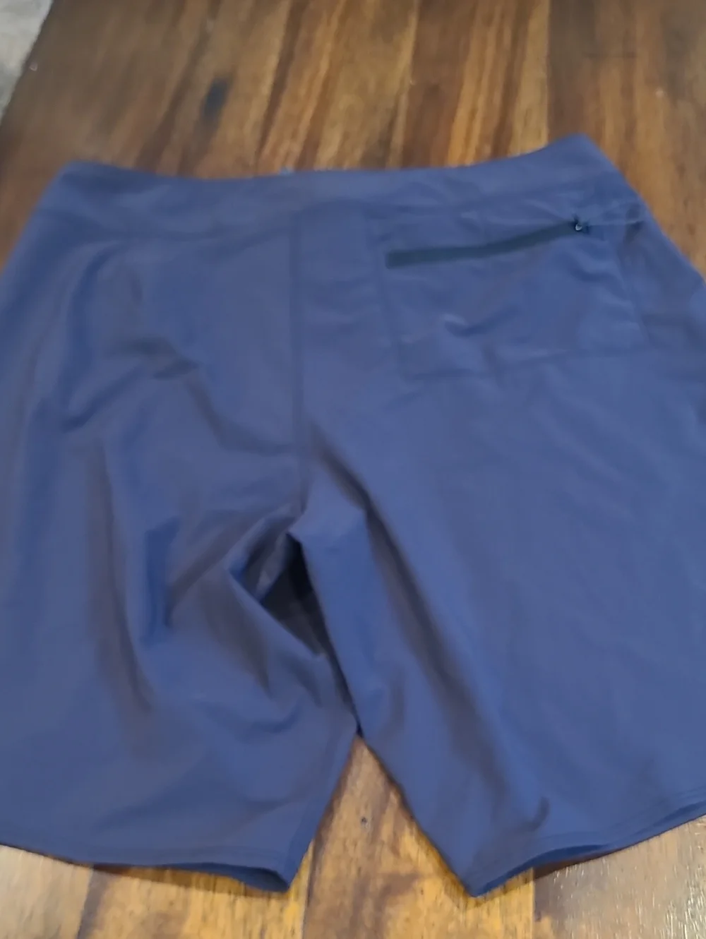 Patagonia Wavefarer Stretch 10” Boardshorts - Mens size 32 86543